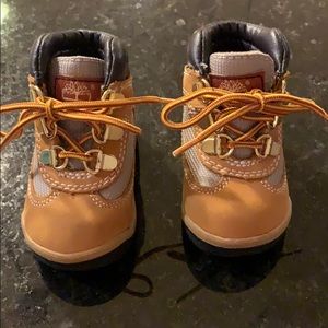 Timberland toddler universal boot.